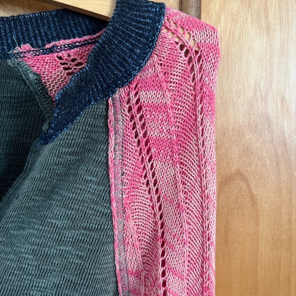 Free people top! - Picture 4 of 6